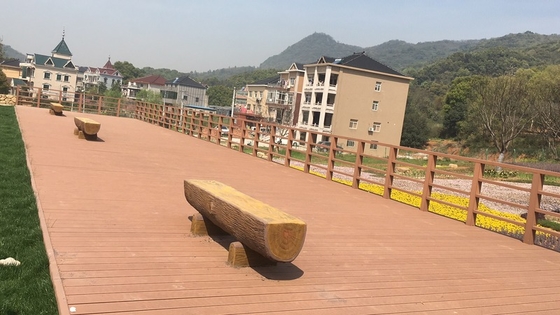 날씨에 저항하는 목재 플라스틱 복합지붕